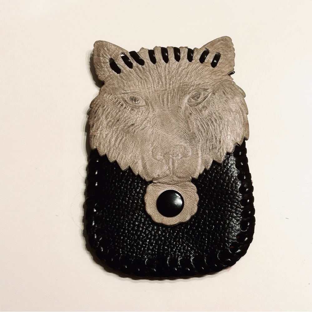WOLF CHILD Vintage Handmade Leather Animal Face Coin Purse - Picture 1 of 8